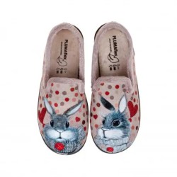 Zapatilla de Casa Cerrada con Detalle Conejo | Grupo Señaris