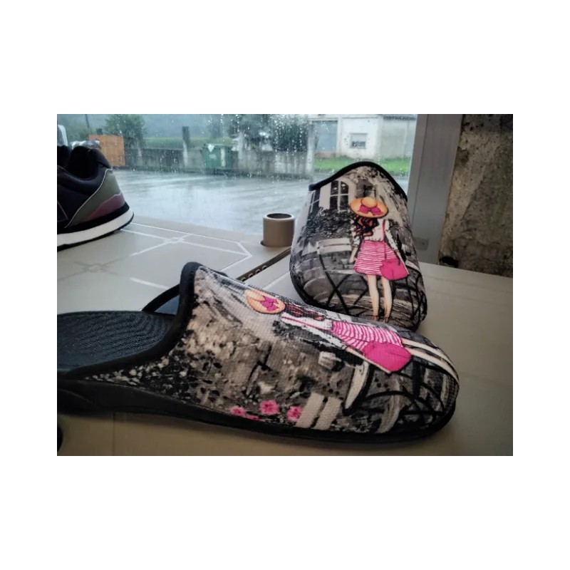 Zapatilla de Casa Descalza con Detalle Chica | Grupo Señaris