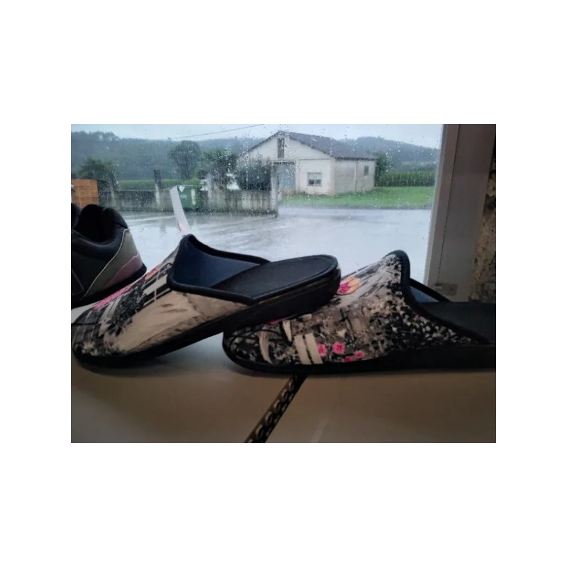 Zapatilla de Casa Descalza con Detalle Chica | Grupo Señaris